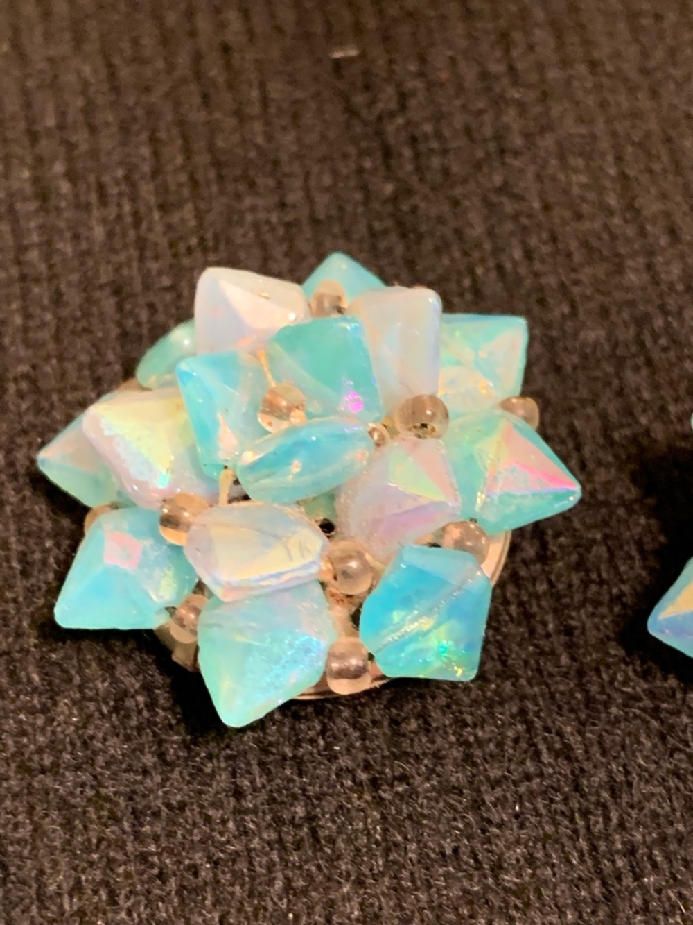 VTG Opalescent Aqua Cluster Clip Earrings Vintage Costume W Germany - Picture 3 of 8